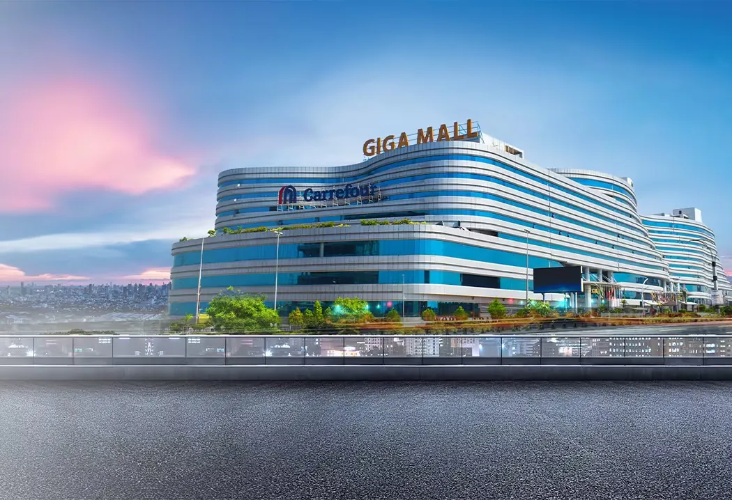 Giga Mall in Islamabad with its blue and white glass facade